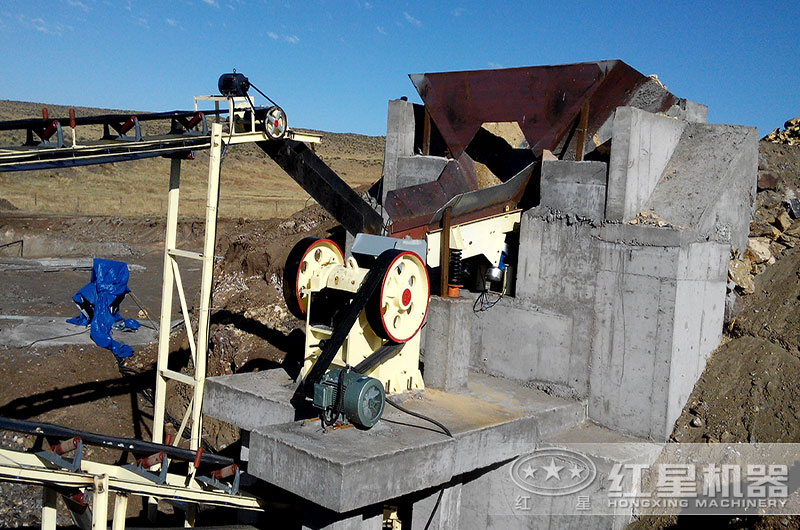 安徽蕪湖客戶(hù)安裝好的顎式破碎機(jī)