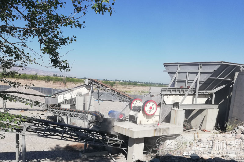 石子破碎機(jī)現(xiàn)場